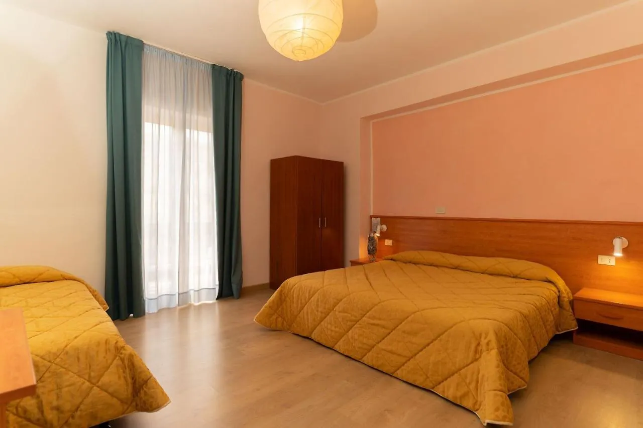 Hotel Gambrinus Abbadia San Salvator 3*,  Italy